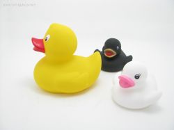 baby rubber bath duck